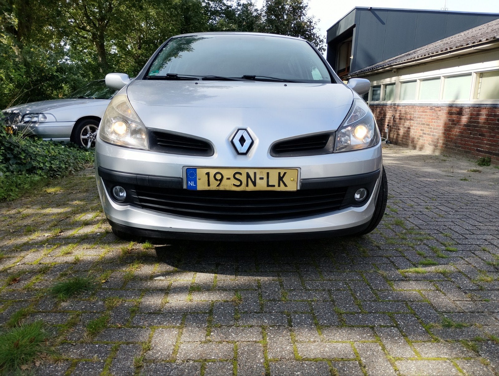 Renault Clio 1.4 16V  TREKHAAK, Auto's, Stof, Zwart, Bedrijf, Handgeschakeld