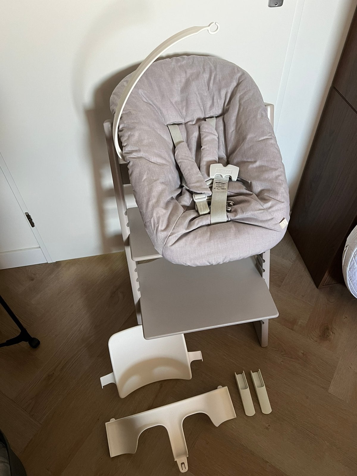 Stokke Tripp Trapp stoel met baby set & newborn, Kinderen en Baby's, Kinderstoelen, Ophalen, Zo goed als nieuw, Meegroeistoel