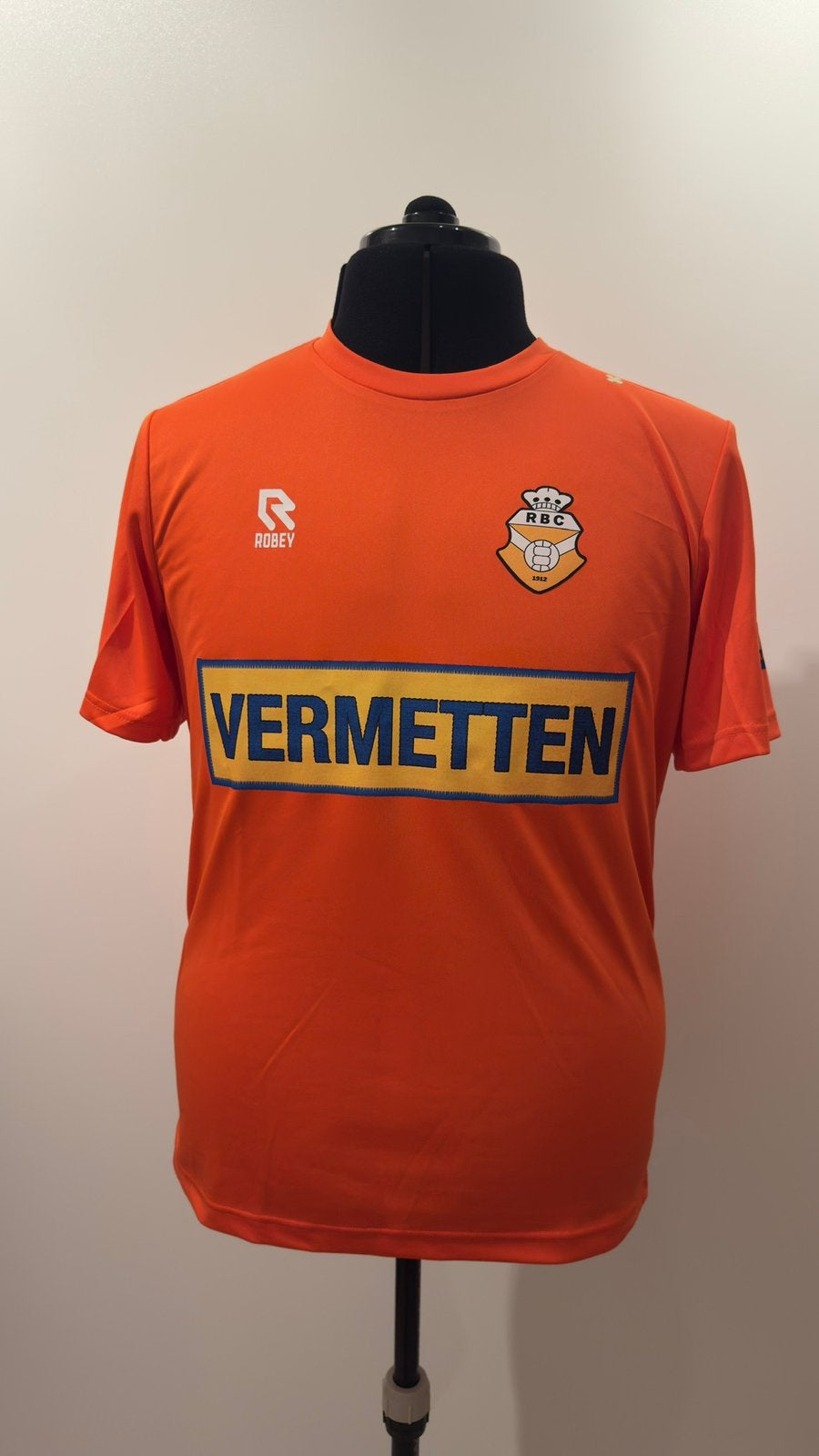 RBC bekerfinale shirt 40-jarig jubileum 2026, Sport en Fitness, Voetbal, Maat M, Verzenden, Nieuw, Shirt