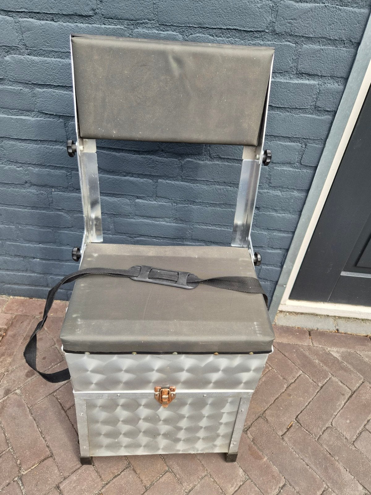 kleine viskoffer met zitje en rugleuning, Ophalen, Gebruikt, Koffer of Tas