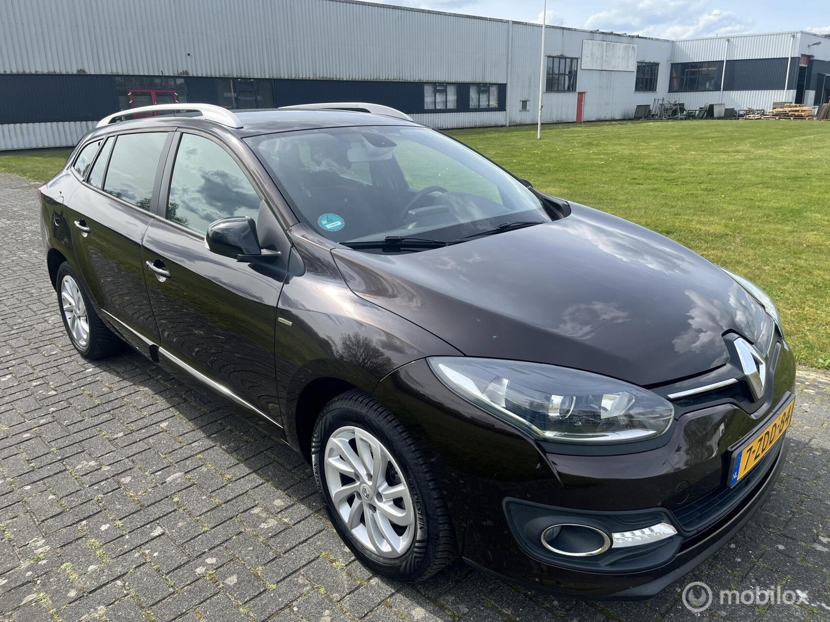 Renault Megane Estate 1.2 TCe Limited / Navi / Cruise / Trek, Auto's, Voorwielaandrijving, Euro 5, Gebruikt, 4 cilinders
