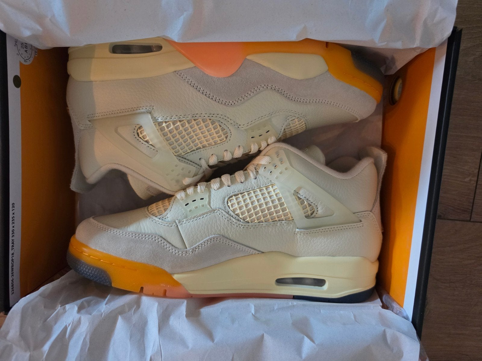 Nike Air Jordan 4 Retro WMNS Coconut Milk 43, Ophalen of Verzenden, Nieuw, Sneakers of Gympen