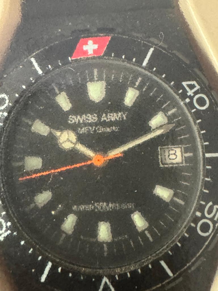 Mooi Swiss Army horloge met Zwitsers zakmes, Overige merken, Kunststof, Gebruikt, Polshorloge