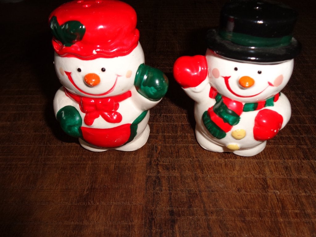 Kerst peper+zout stelletje sneeuwman en sneeuwvrouw, Ophalen of Verzenden, Zo goed als nieuw