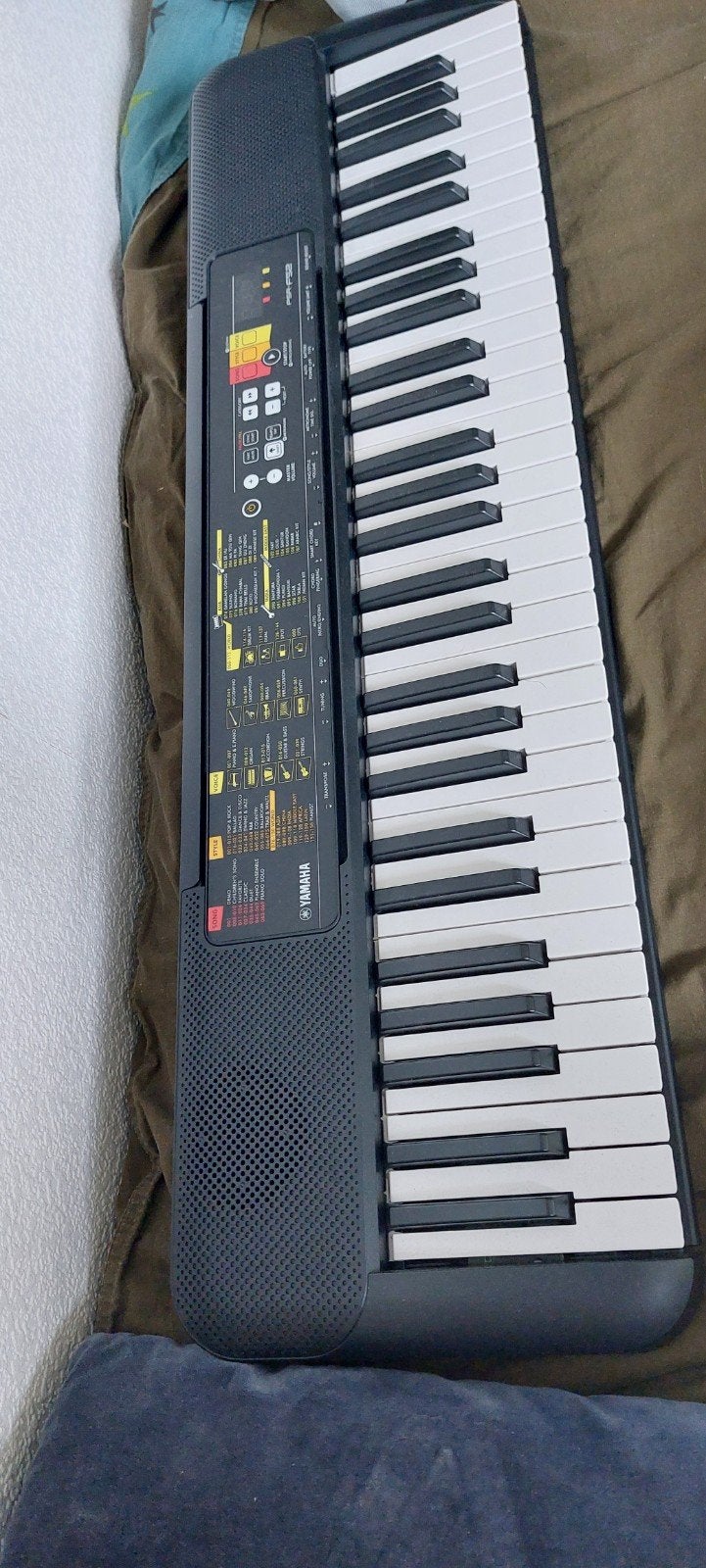 Yamaha PSR-F52 keyboard, Ophalen of Verzenden, Zo goed als nieuw, 61 toetsen, Yamaha