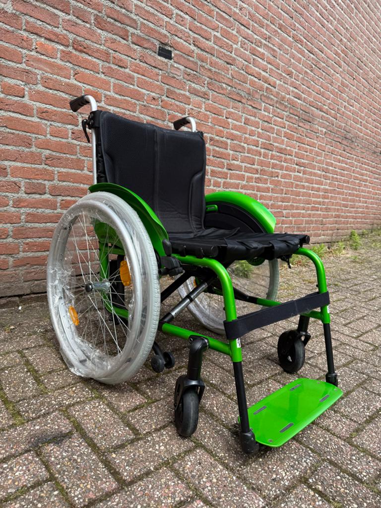 Rolstoel Ottobock Avangarde als nieuw.., Diversen, Rolstoelen, Ophalen, Ema.mobility.wheelchair@gmail.com, Rolstoel, Duwrolstoel