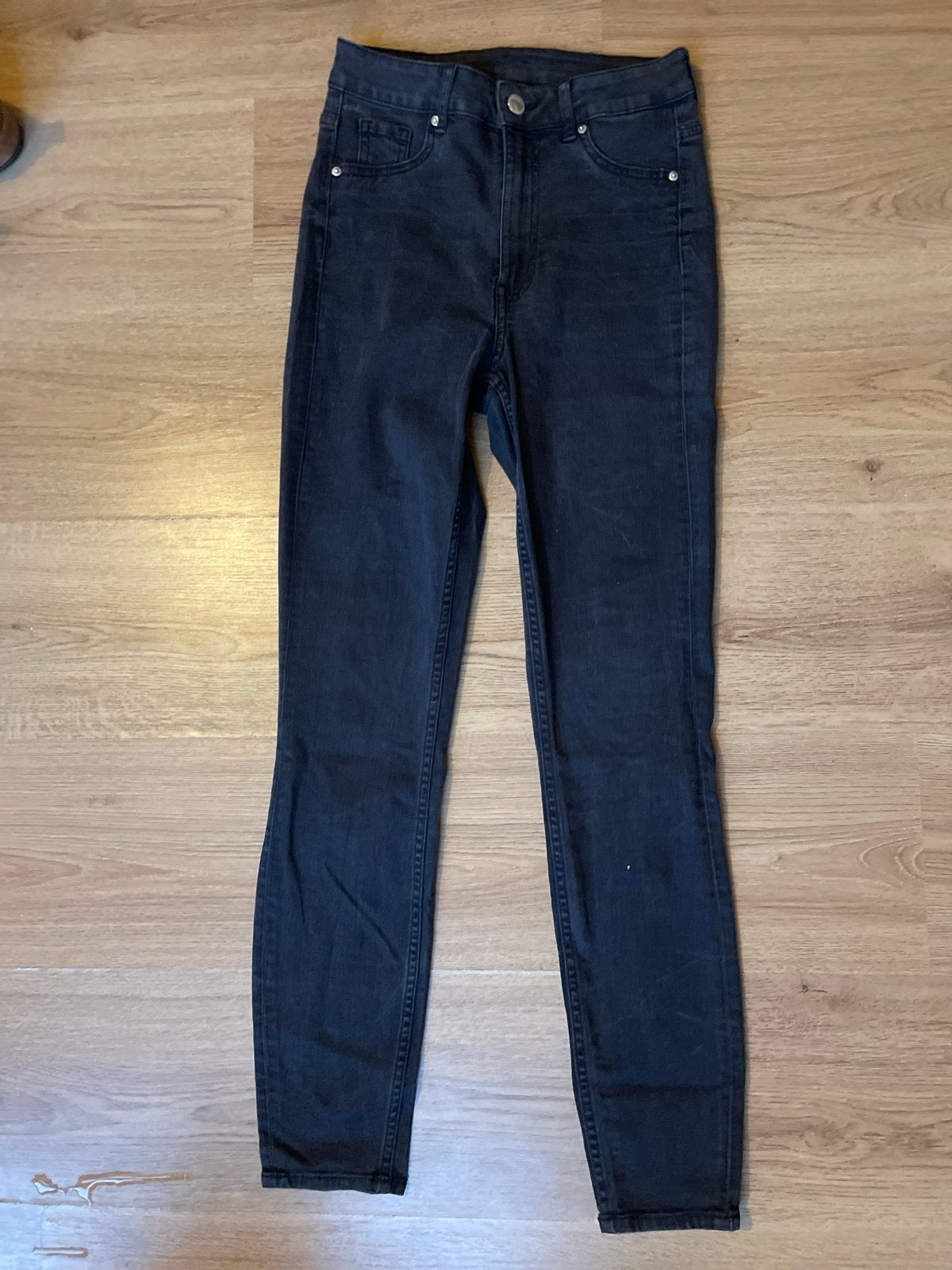 Pull&Bear Push Up Jeans - Zwart, Maat 38, Ophalen of Verzenden, Nieuw, Zwart, W30 - W32 (confectie 38/40)