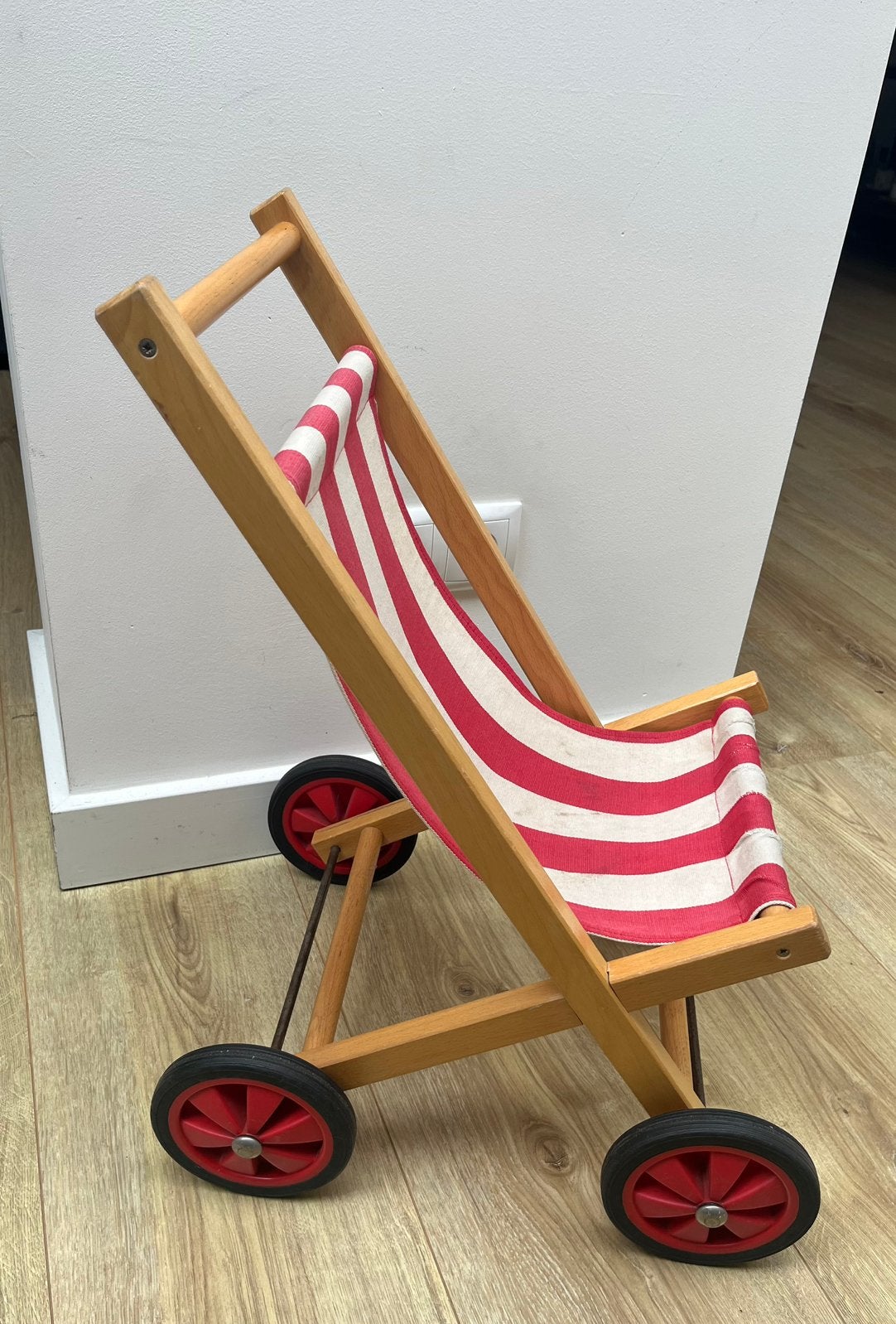 Houte poppenwagen, Ophalen, Gebruikt, Duw- of Trekspeelgoed