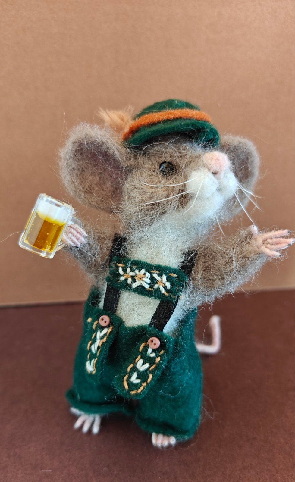 muisje, Oktoberfest, naaldvilten, Hobby en Vrije tijd, Ophalen of Verzenden, Nieuw, Figuurtje(s)
