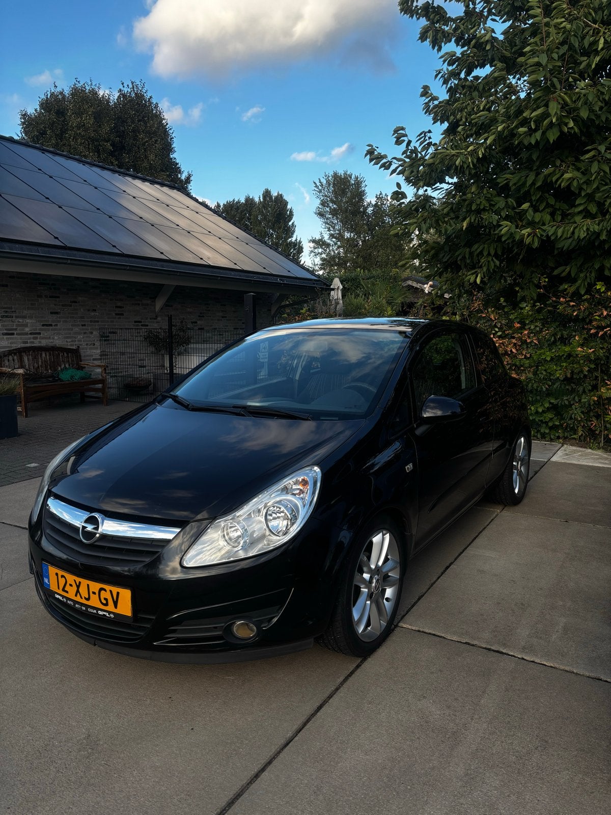 Opel Corsa 1.4 16V 3D WR 2007 Zwart - carplay, Voorwielaandrijving, 40 €/maand, 4 cilinders, Zwart