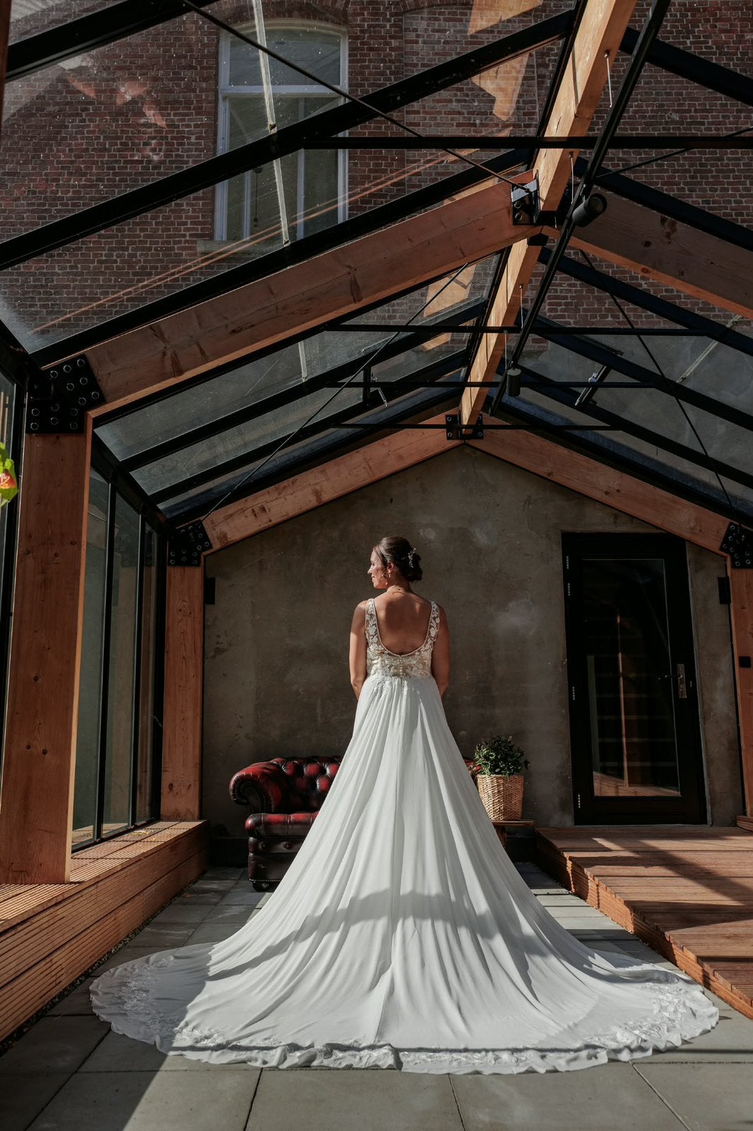 Trouwjurk Antonia - Bianco Evento, Kleding | Dames, Ophalen, Zo goed als nieuw, Wit, Trouwjurk