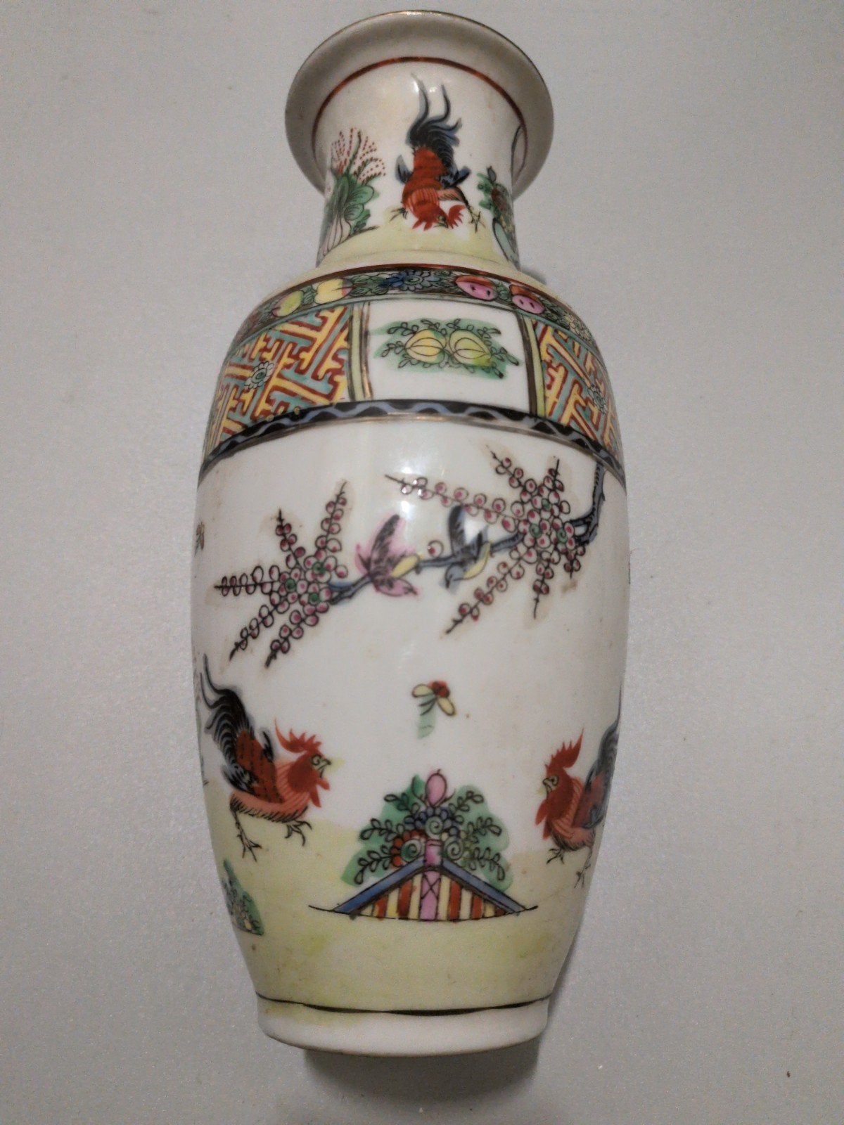 Antieke Chinese porseleinen vaas met haan decoratie, Antiek en Kunst, Ophalen