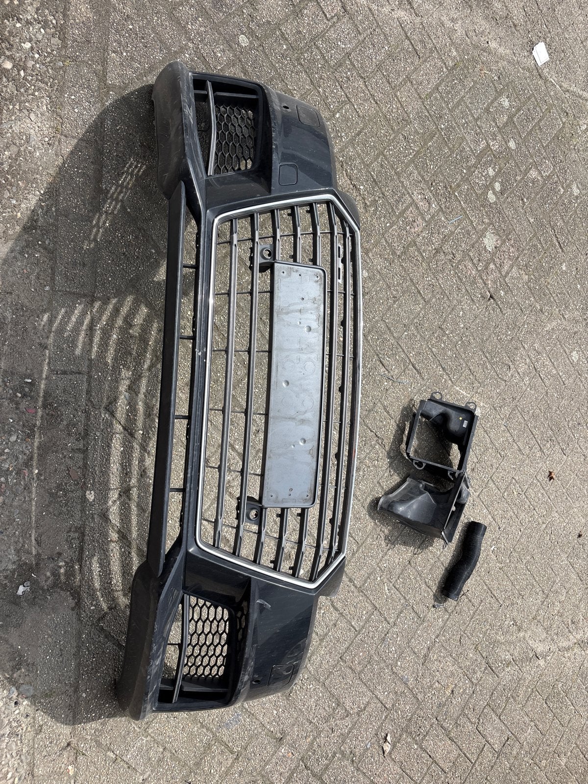 Audi Tt Voorbumper met Grille - Gebruikt, Gebruikt, Voor, Bumper, Audi