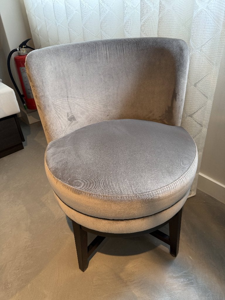 4 eetkamerfauteuils fabr. Keijser & Co Nolita, Ophalen, Nieuw, Stof, Grijs
