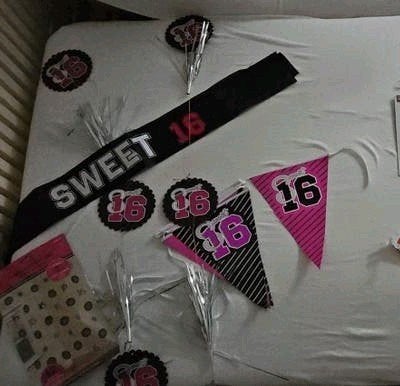 Feestdecoratie sweet sixteen,slinger 16 jaar, Hobby en Vrije tijd, Ophalen, Versiering, Verjaardag