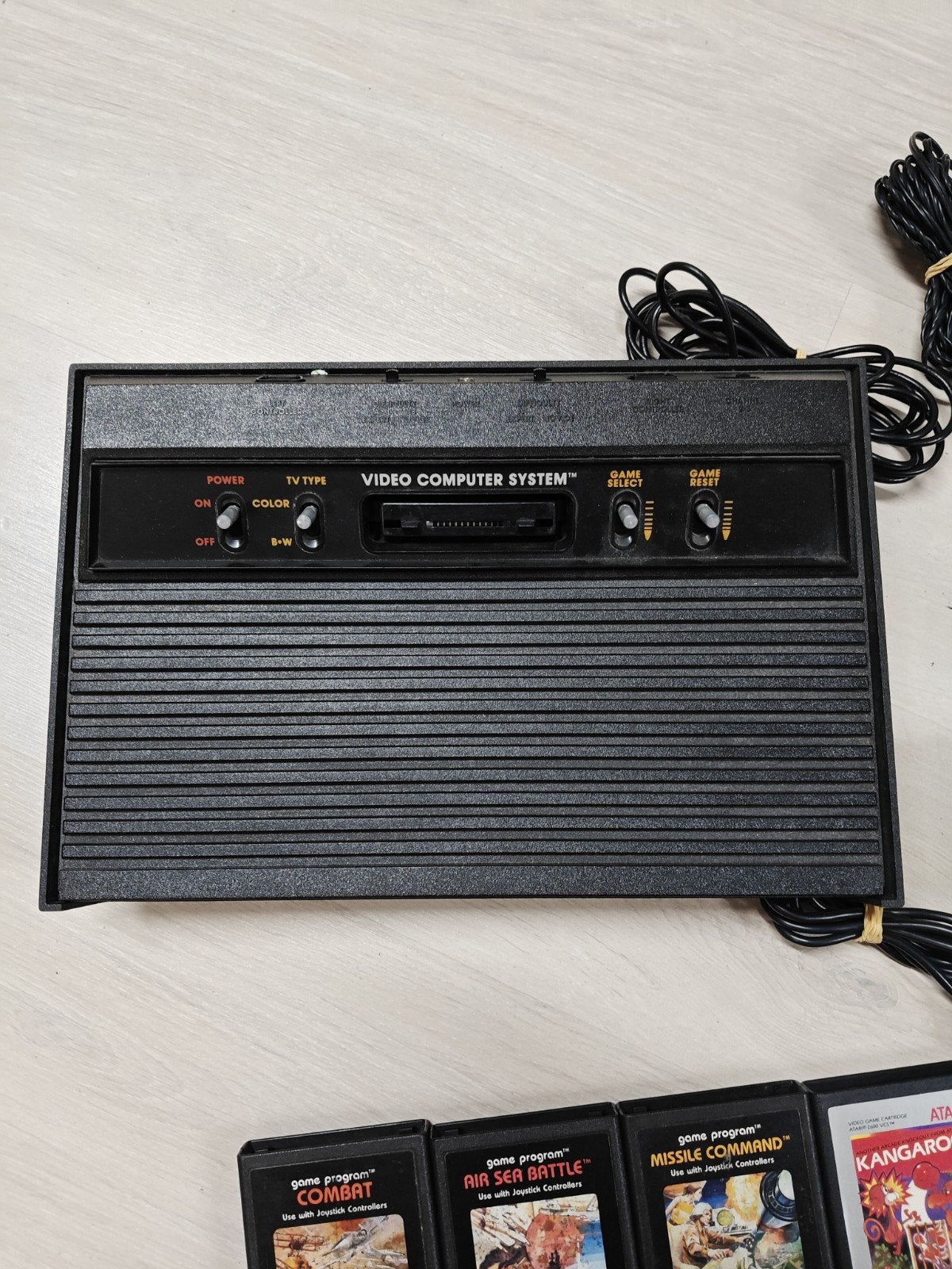 Atari 2600 Darth Vader console met 4 games en 2 controllers, Spelcomputers en Games, Spelcomputers | Atari, ., Met 2 controllers