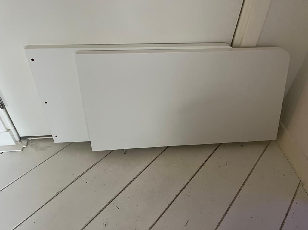 Opstaande randen Ikea Flekke uitschuif bed, Huis en Inrichting, Slaapkamer | Bedden, Wit, Tweepersoons, Ophalen of Verzenden, Zo goed als nieuw