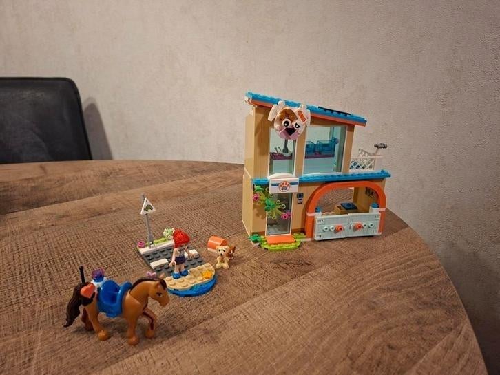 Lego Friends 41446 heartlake City dierenkliniek, Ophalen of Verzenden, Zo goed als nieuw