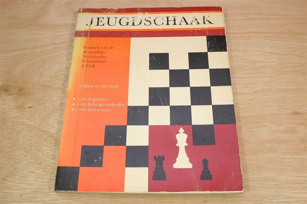 Jeugdschaak — 3 Delen In 1 Leerboek KNSB [Berry Withuis], Ophalen of Verzenden, Gelezen, Overige onderwerpen