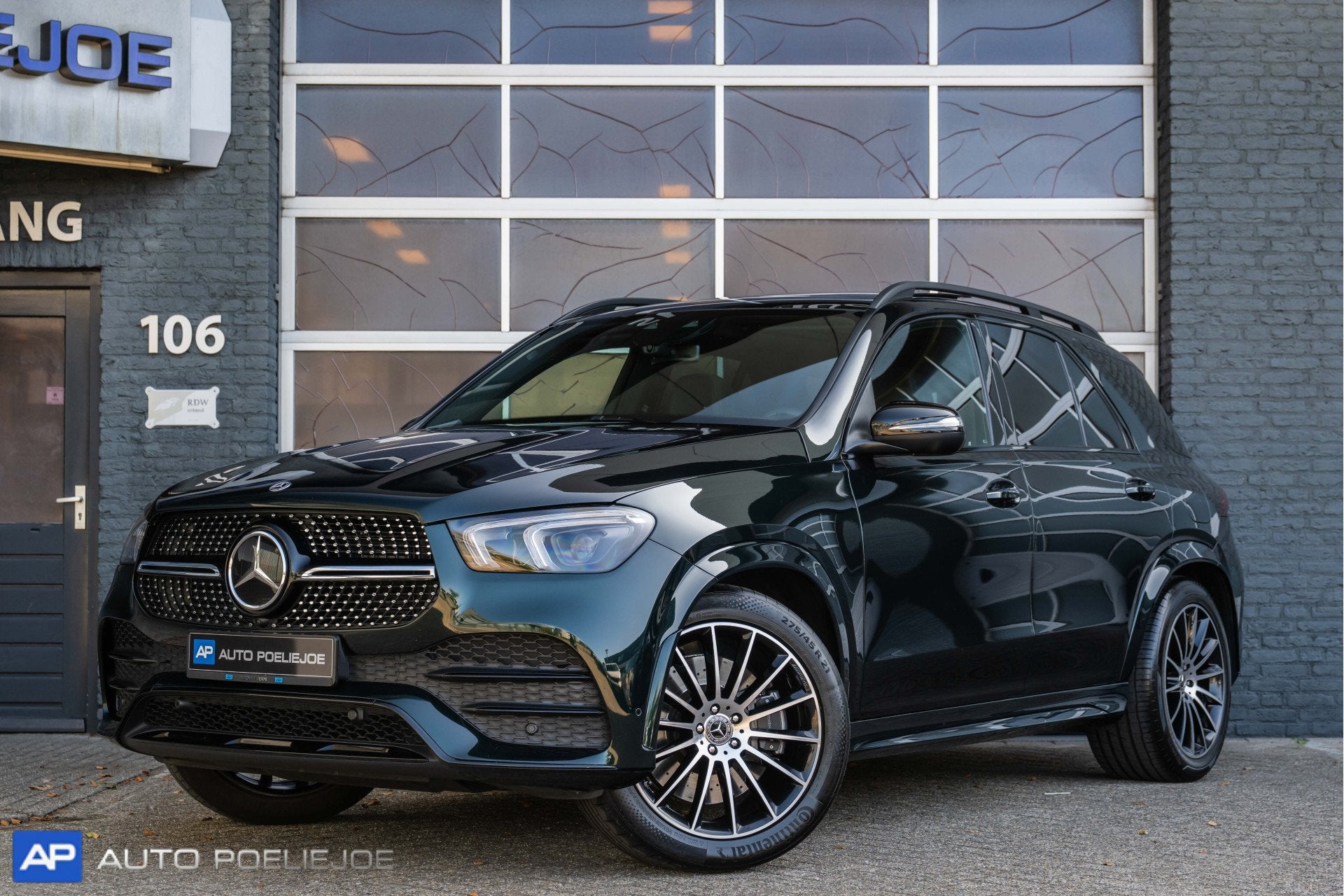 Mercedes-Benz GLE 350 e 4MATIC, 333PK, AMG, ACC, Pano/Dak, N, Auto's, Automaat, Dealer onderhouden, Gebruikt, Zwart