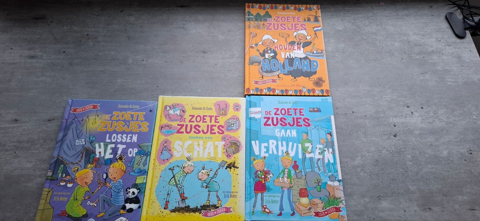 zoete zusjes, Ophalen of Verzenden, Zo goed als nieuw, Moppen