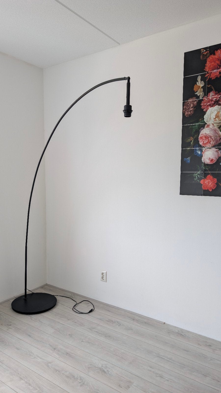 IKEA SKAFTET staande lampvoet boog - zwart, Huis en Inrichting, Lampen | Vloerlampen, Ophalen, Gebruikt, Modern, Industrieel, E27 (groot)