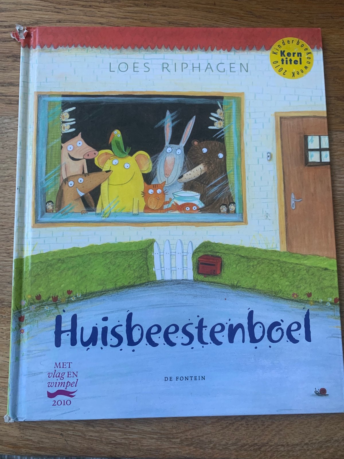 Huisbeestenboel /  Loes Riphagen, Ophalen of Verzenden, Gelezen, Fictie algemeen