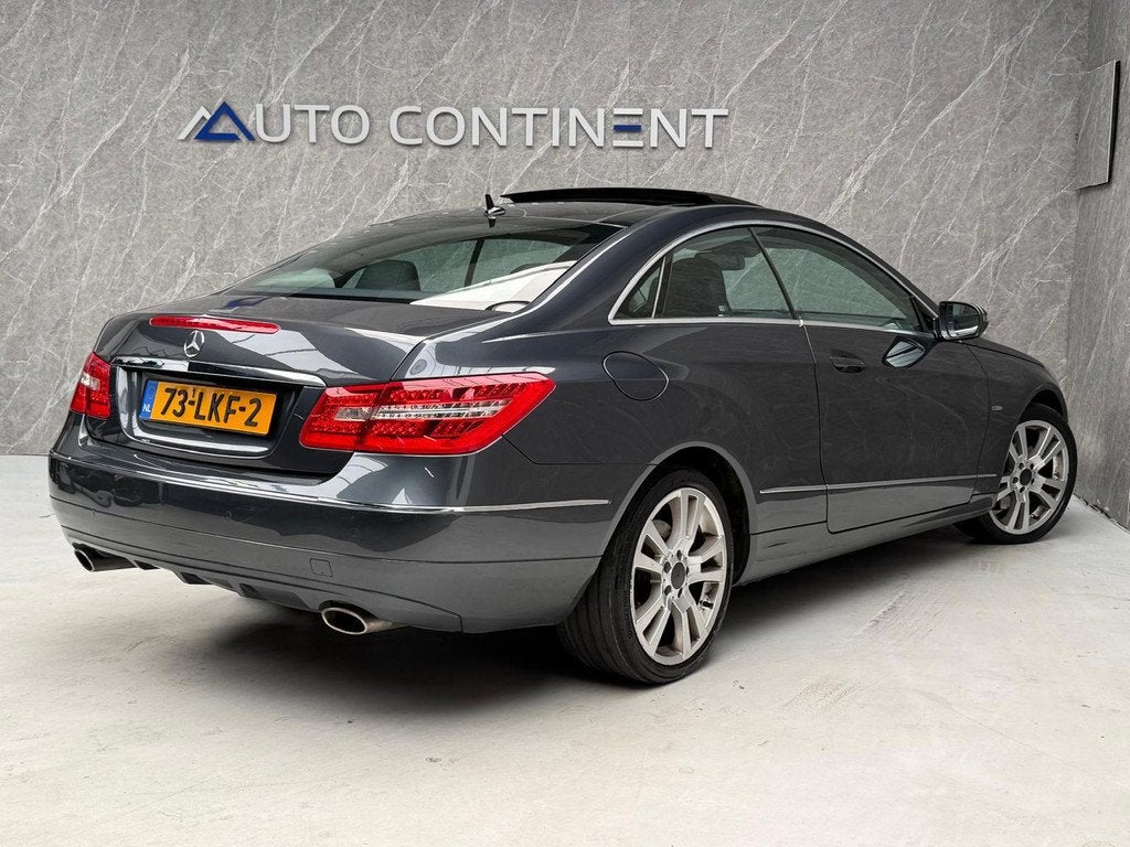 Mercedes-Benz E-klasse Coupé 350 CGI 293 PK / Panorama, Auto's, Automaat, Euro 5, Achterwielaandrijving, Zwart