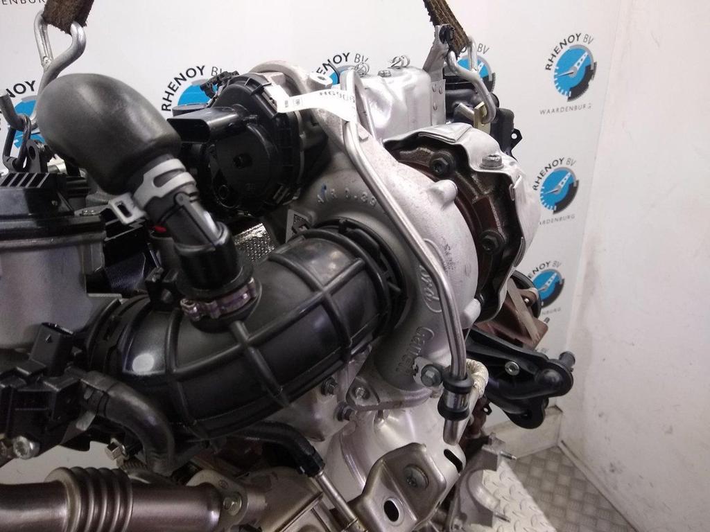 FORD KUGA TITANIUM  TURBO 2020, Ophalen of Verzenden, Gebruikt, Stiba lid