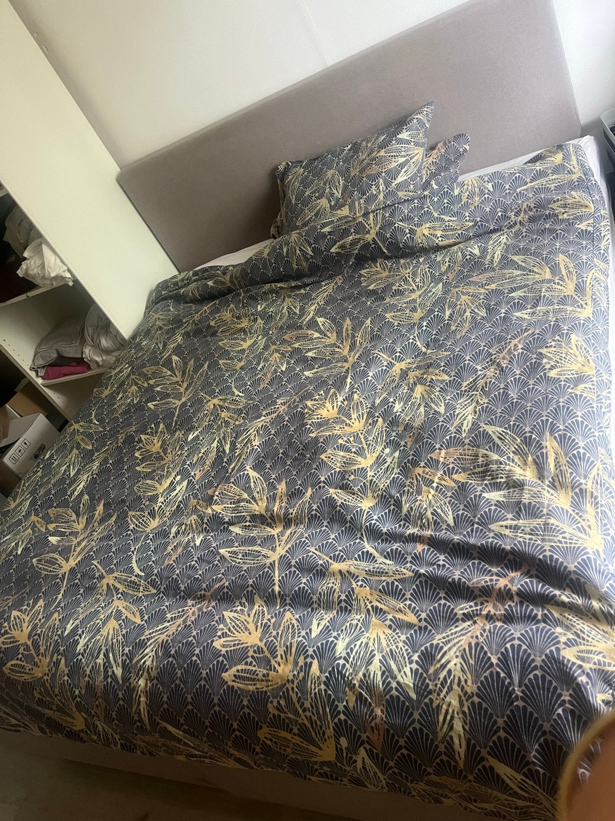 Boxspring met matras en hoofdbord 180/200 cm, Huis en Inrichting, Slaapkamer | Boxsprings, Ophalen, Tweepersoons, 140 cm, Zo goed als nieuw