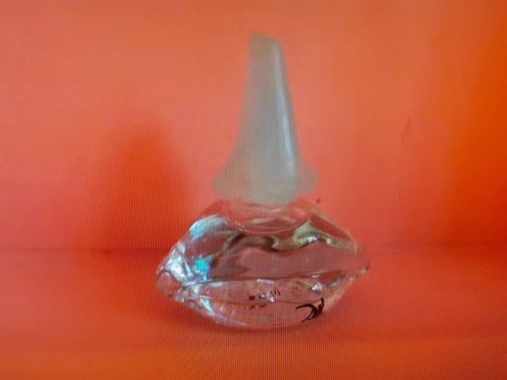 Parfum miniatuur Dali, Ophalen of Verzenden, Zo goed als nieuw, Miniatuur, Gevuld