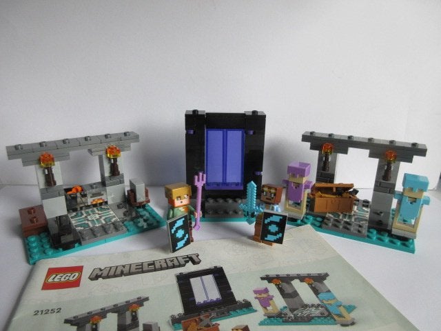 21252 Minecraft, The Armory, De wapensmederij., Minecraft, Lego, Ophalen of Verzenden, Complete set