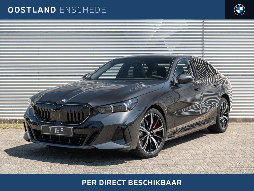 BMW 5 Serie 530e M Sport Automaat / Panoramadak / Trekhaak /