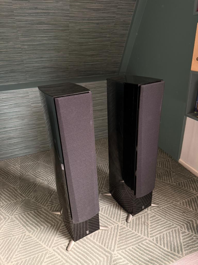 Yamaha NS-555 vloerstaande luidsprekers, Zo goed als nieuw, 120 watt of meer, Front, Rear of Stereo speakers, Ophalen