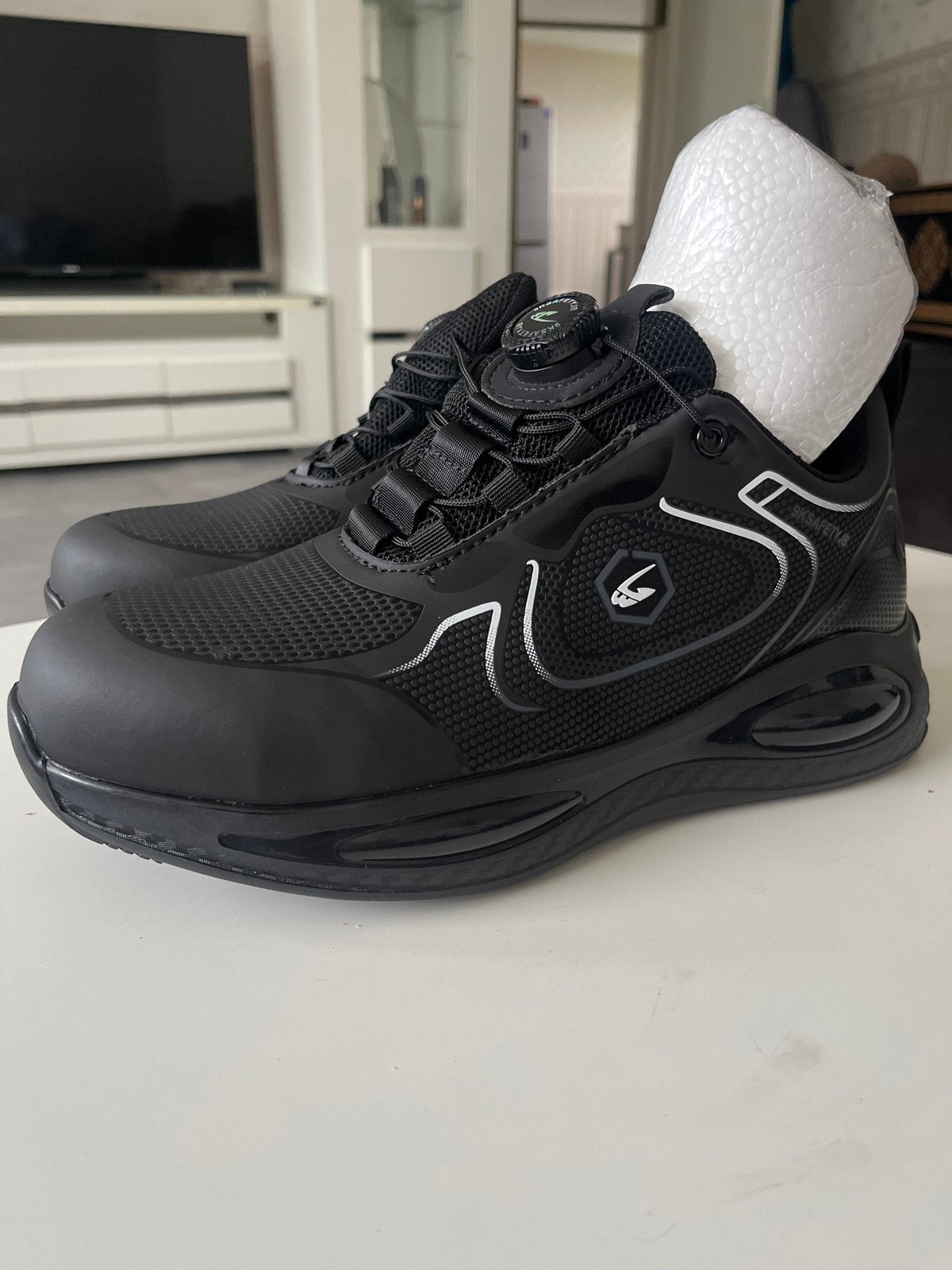Nieuwe Werk schoenen maar 43 met beschermde stalen neus, Ophalen of Verzenden, Nieuw