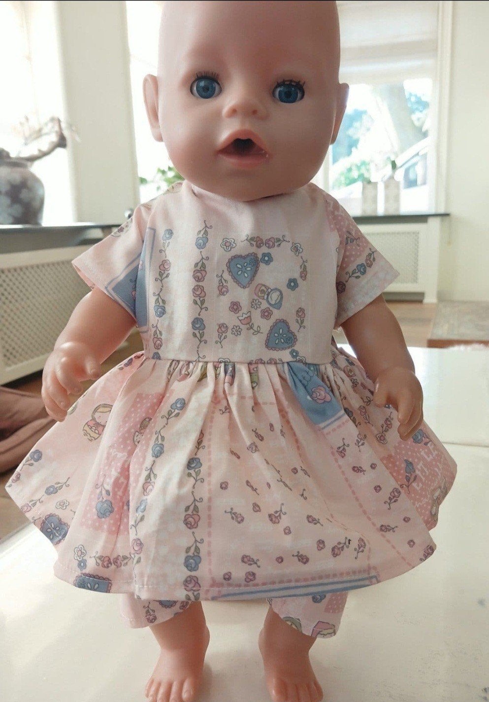 2 delig zwierjurkje baby born pop 43cm, Kinderen en Baby's, Ophalen of Verzenden, Nieuw, Babypop