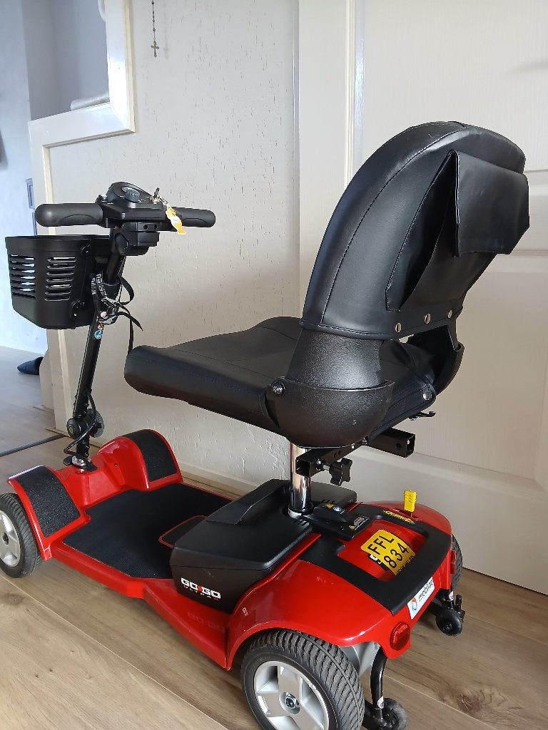 Scootmobiel Pride Easy X4, Diversen, Brommobielen en Scootmobielen, Zo goed als nieuw, Pride, 16 t/m 25 km, 10 km/u of minder