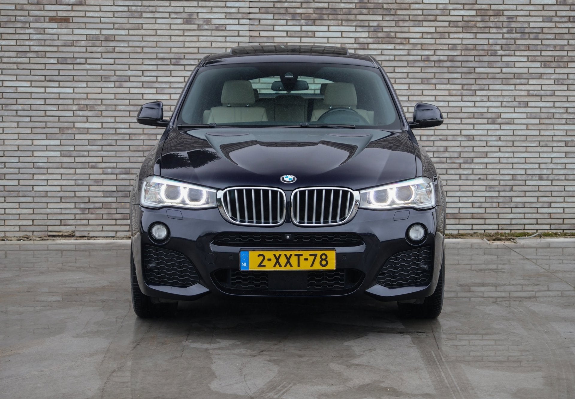 BMW X4 XDrive20i High Executive * TREKHAAK * HUD * M-PAKKET, Automaat, Gebruikt, Euro 6, 4 cilinders