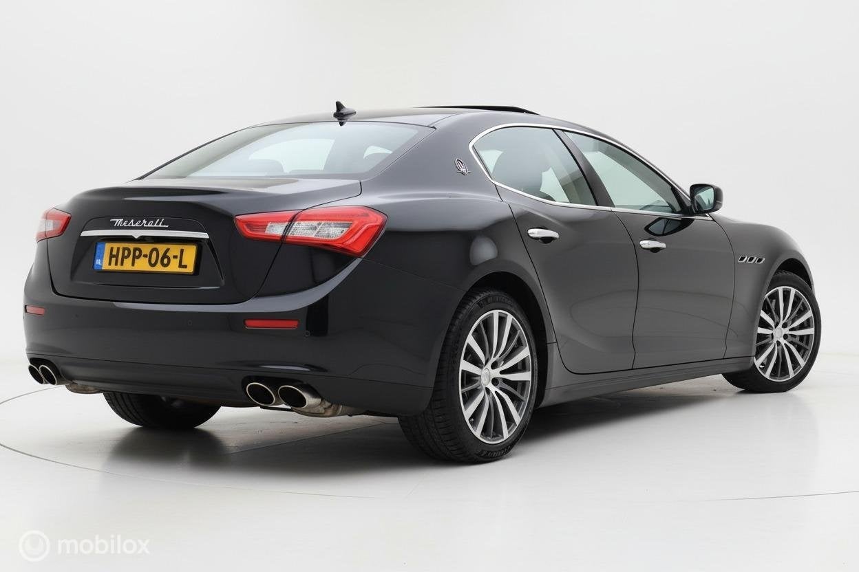 Maserati Ghibli 3.0 S 411 pk Q4 aut | schuifdak | memory, Auto's, Automaat, Euro 5, Gebruikt, Zwart