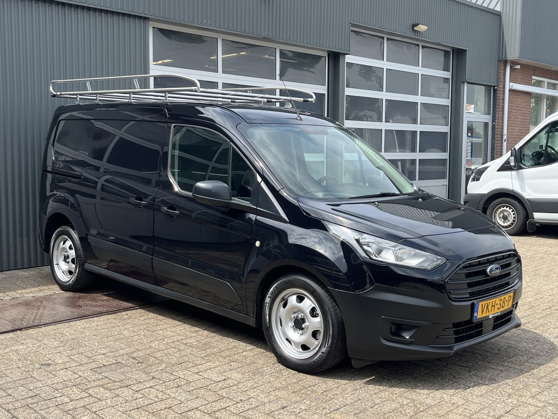 Ford Transit Connect 1.5 EcoBlue L2 Airco 2-Persoons Trekhaa, Voorwielaandrijving, Gebruikt, 4 cilinders, Bedrijf