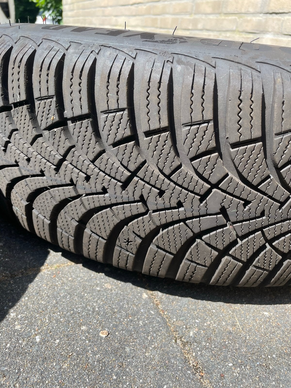 Goodyear winterbanden 205/60 R16 h96 met velgen Opel Astra J, Auto-onderdelen, Ophalen, Gebruikt, 16 inch, Banden en Velgen