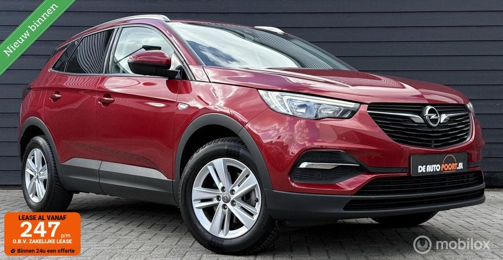Opel Grandland X 1.2 Turbo Edition LED/Lane/Winterpakket/ACC, Gebruikt, 1273 kg, 1199 cc, Met garantie (alle)