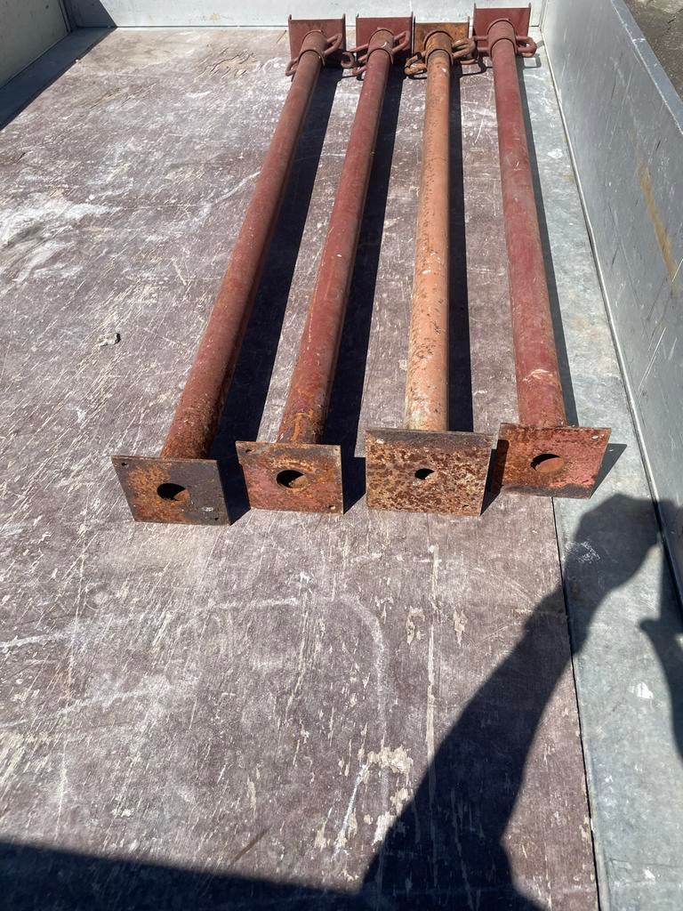 4x Steigerpalen / Stempels - Gebruikt, Doe-het-zelf en Verbouw, Ophalen, Gebruikt, Overige typen, 2 tot 5 meter