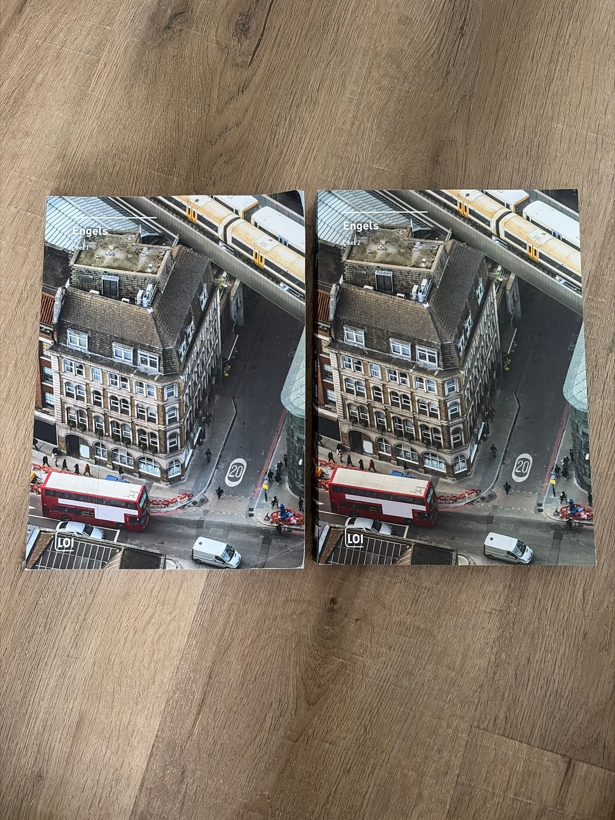 LOI Engels cursusboeken (deel 1 en 2), Boeken, Verzenden, Zo goed als nieuw, Non-fictie
