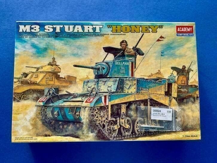 academy	1399	M3 STUART "HONEY"	1/35 W/alu loopje, Overige merken, Tank, Verzenden, 1:32 tot 1:50
