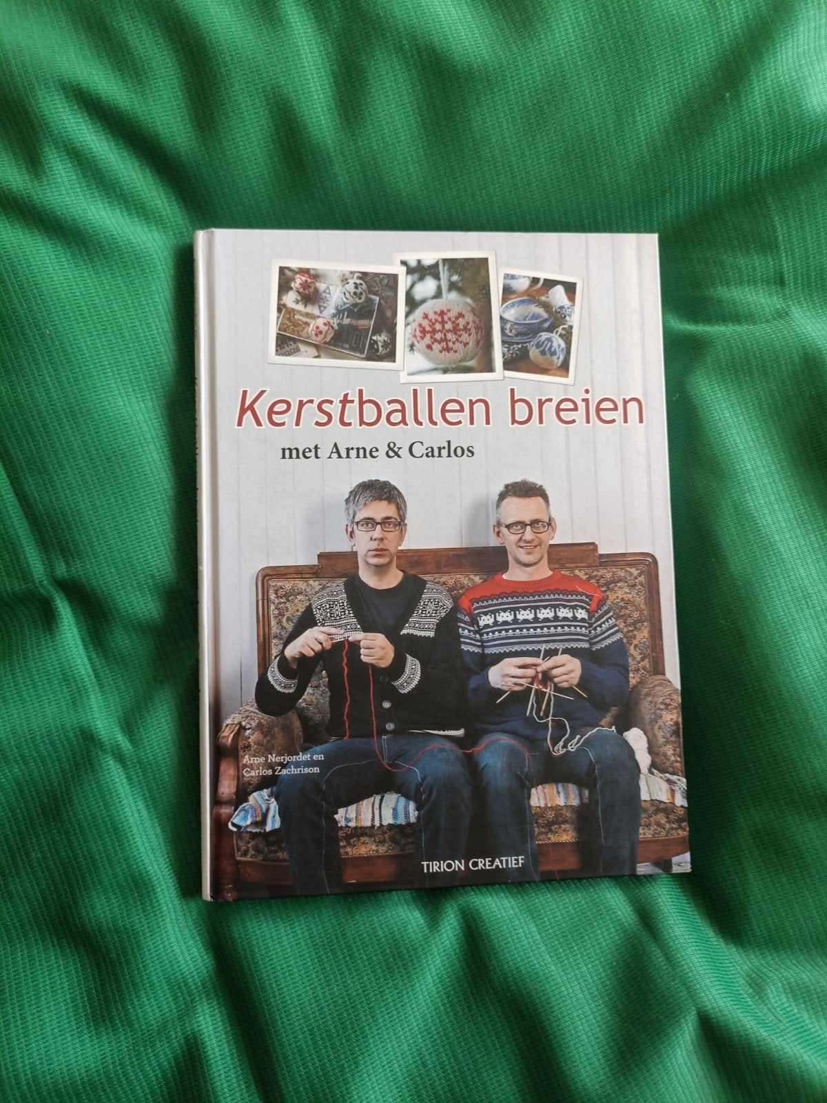 Kerstballen Breien met Arne & Carlos, Ophalen of Verzenden, Nieuw, Breien en Haken, Arne Nerjordet en Carlos Zachrison