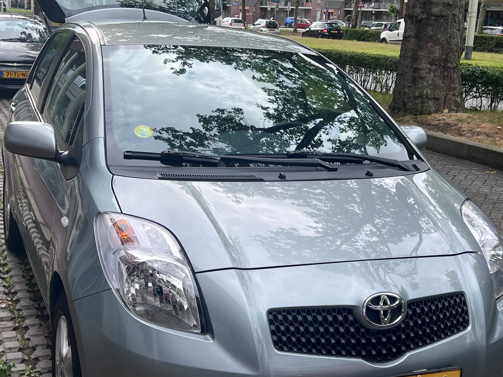 Toyota Yaris 1.3 16V Vvt-i 5DR SOL MMT 2006 Grijs, 40 €/maand, 750 kg, 4 cilinders, Origineel Nederlands