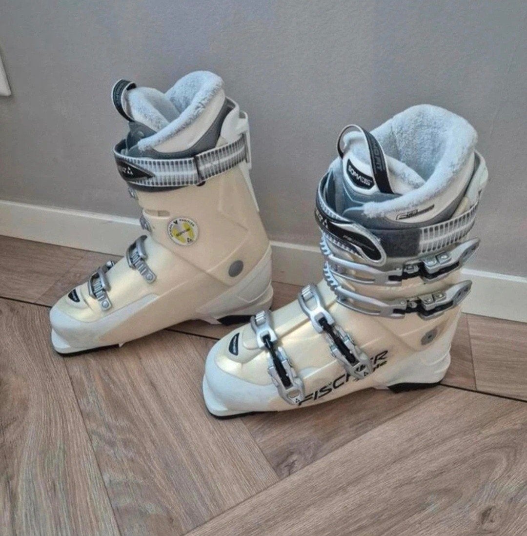 Nette Fischer skischoenen maat 39, Sport en Fitness, Fischer, Schoenen, Ophalen of Verzenden, Zo goed als nieuw