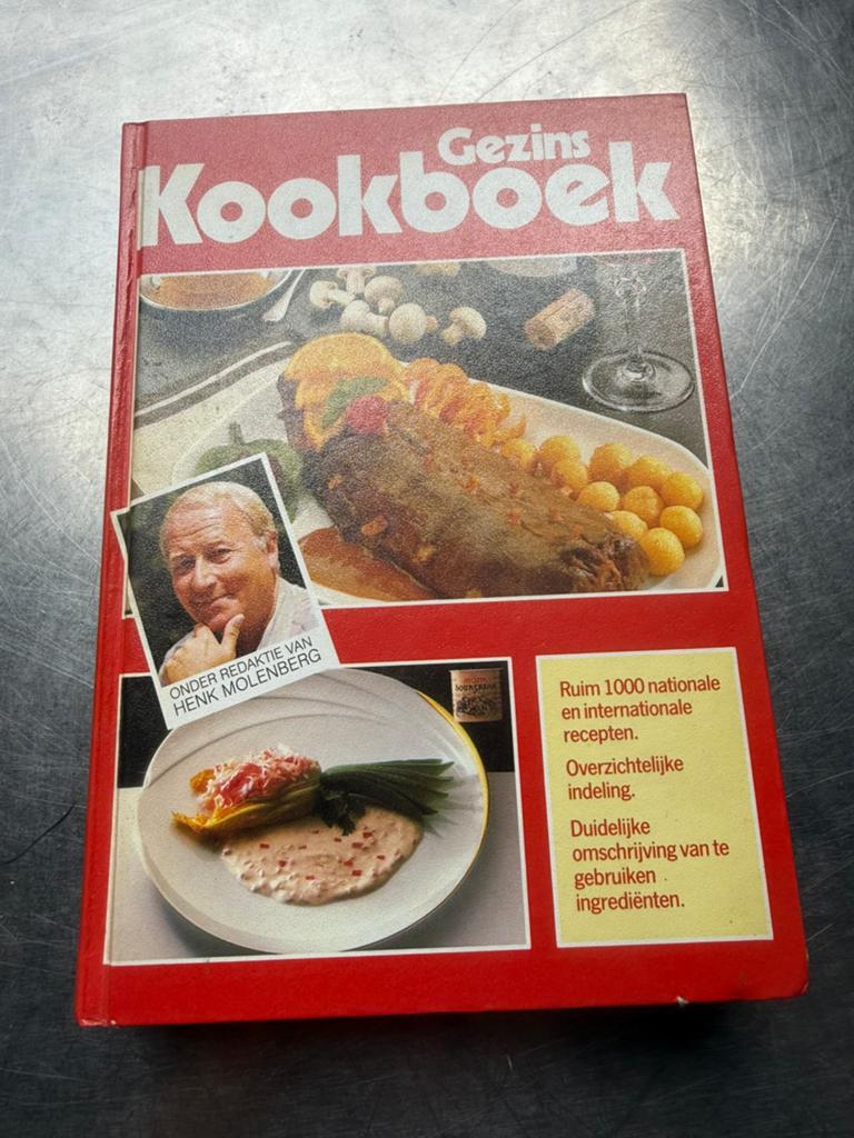 Gezins Kookboek - Meer dan 1000 recepten door Henk Molenberg, Ophalen, Gelezen, Overige gebieden, Voorgerechten en Soepen