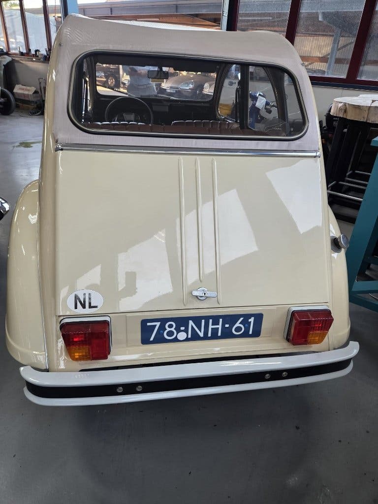 Citroën 2CV 0.6 1976 Beige, foto 3